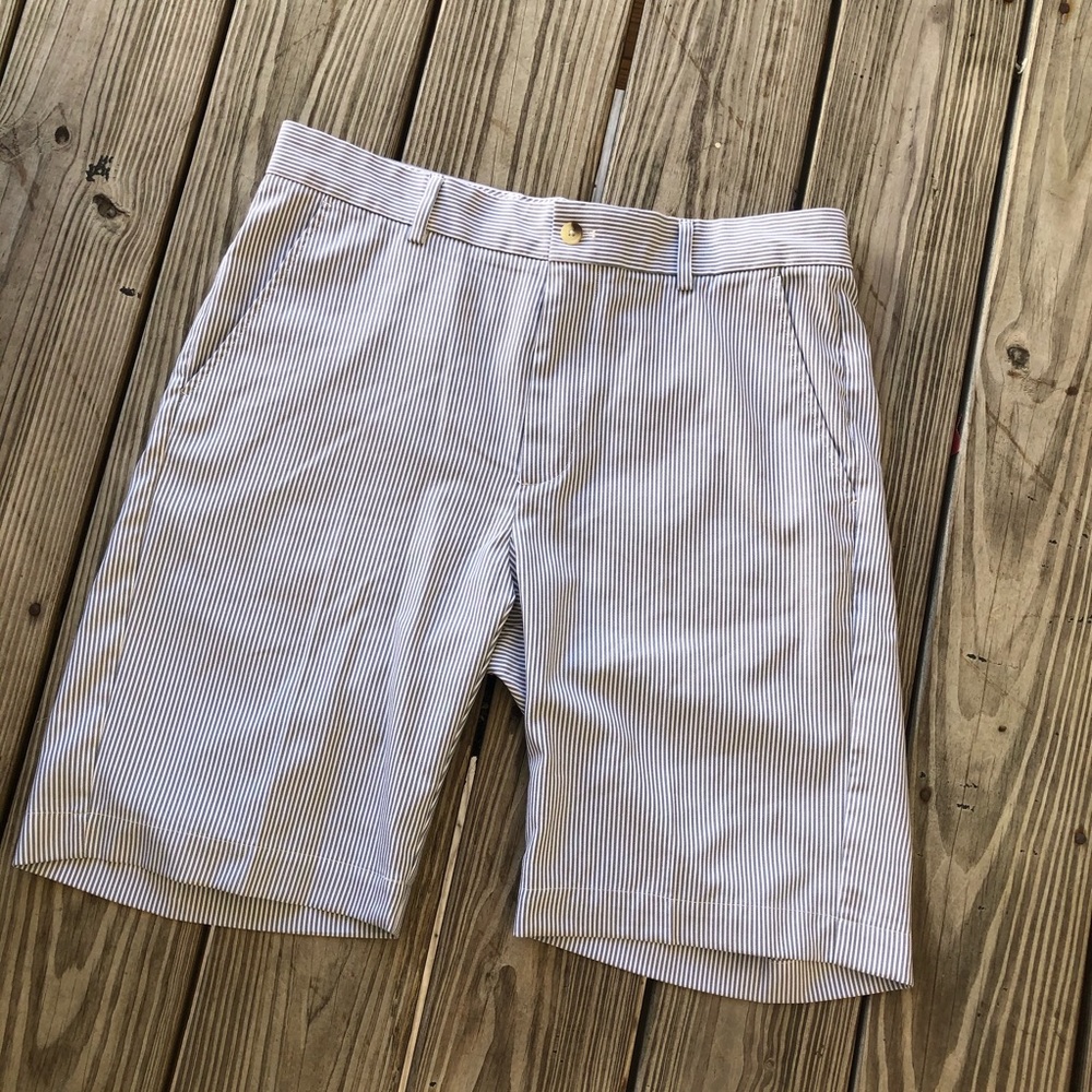 Greg Norman Mens stripped Shorts Size 32
